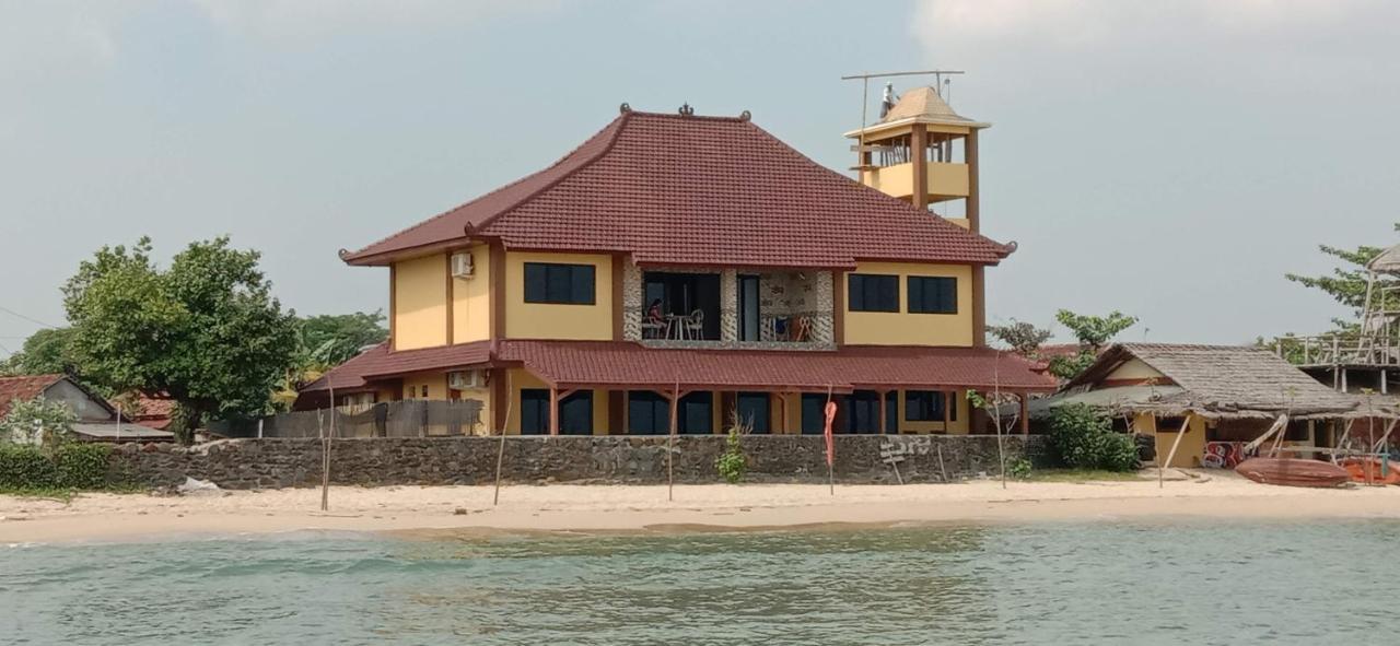 Omah Laut Bondo Jepara - By The Beach, Direct View Of The Sea, Great Base For Water Sports Margokerto Ngoại thất bức ảnh