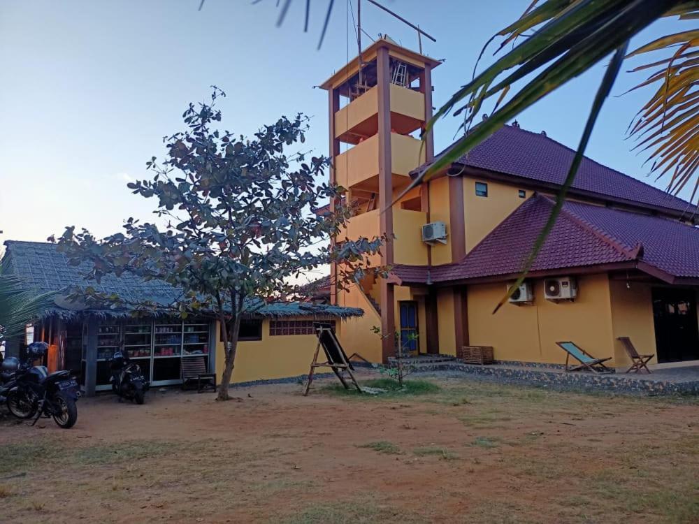 Omah Laut Bondo Jepara - By The Beach, Direct View Of The Sea, Great Base For Water Sports Margokerto Ngoại thất bức ảnh