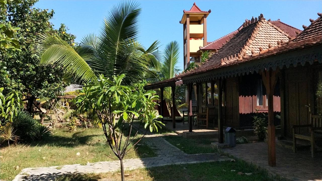 Omah Laut Bondo Jepara - By The Beach, Direct View Of The Sea, Great Base For Water Sports Margokerto Ngoại thất bức ảnh