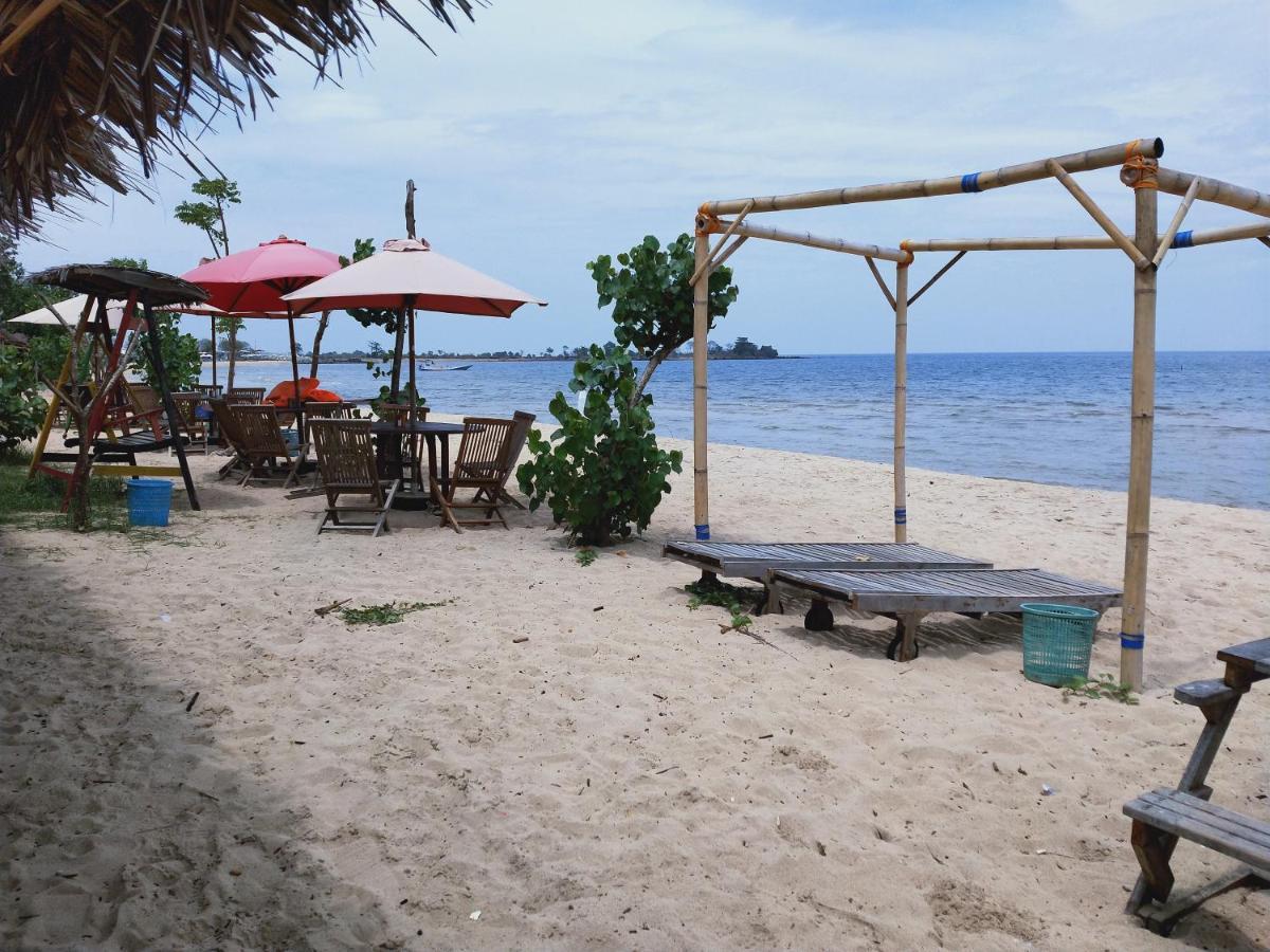 Omah Laut Bondo Jepara - By The Beach, Direct View Of The Sea, Great Base For Water Sports Margokerto Ngoại thất bức ảnh