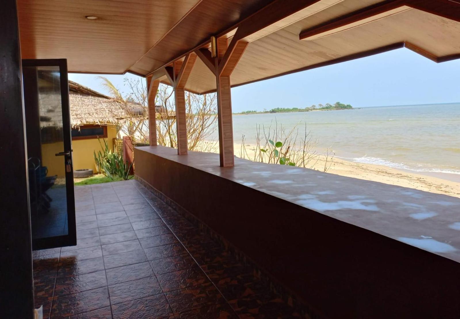 Omah Laut Bondo Jepara - By The Beach, Direct View Of The Sea, Great Base For Water Sports Margokerto Ngoại thất bức ảnh